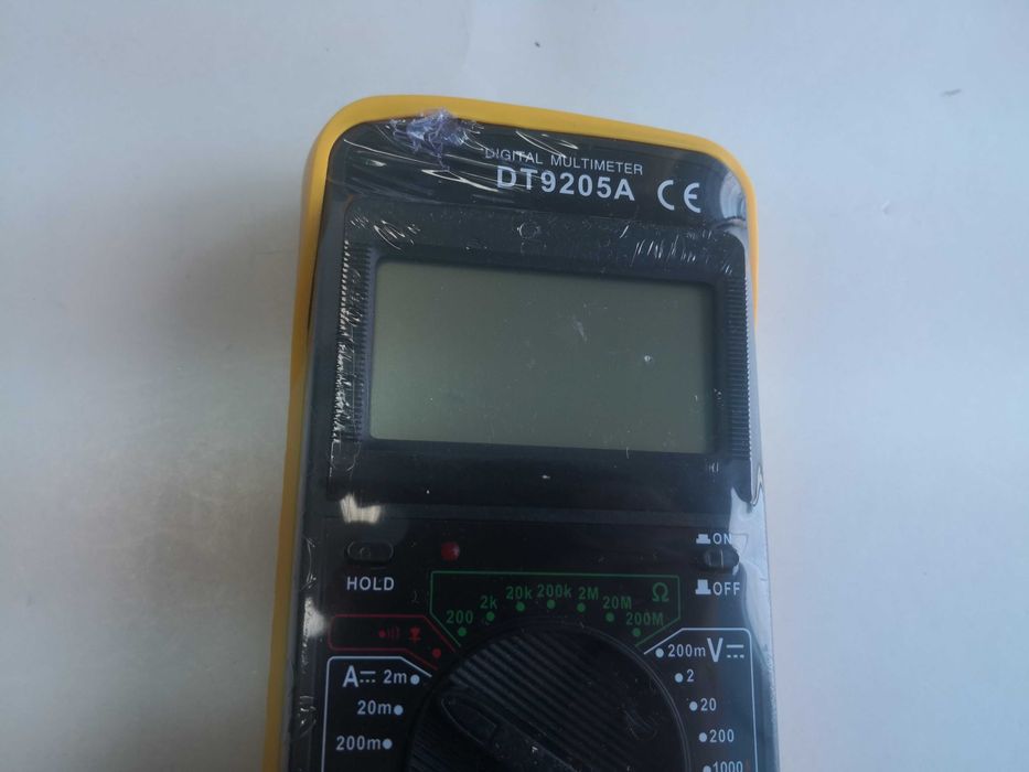 Multimetru digital DT9205A