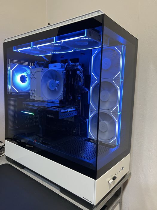 Геймърски компютър Ryzen 5 7500f | RAM 16GB DDR5 | Intel Arc B580 12GB OC