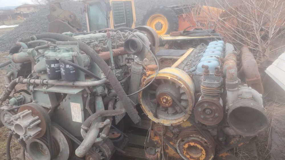 Vand 2 motoare excavator