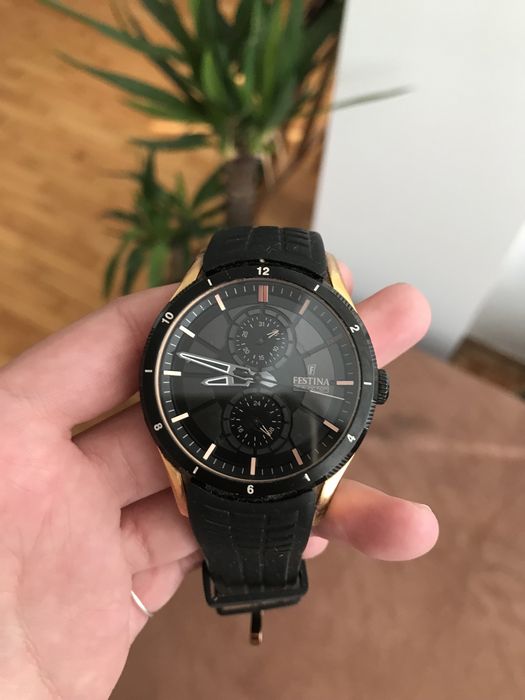 Кварцов часовник Фестина унисекс