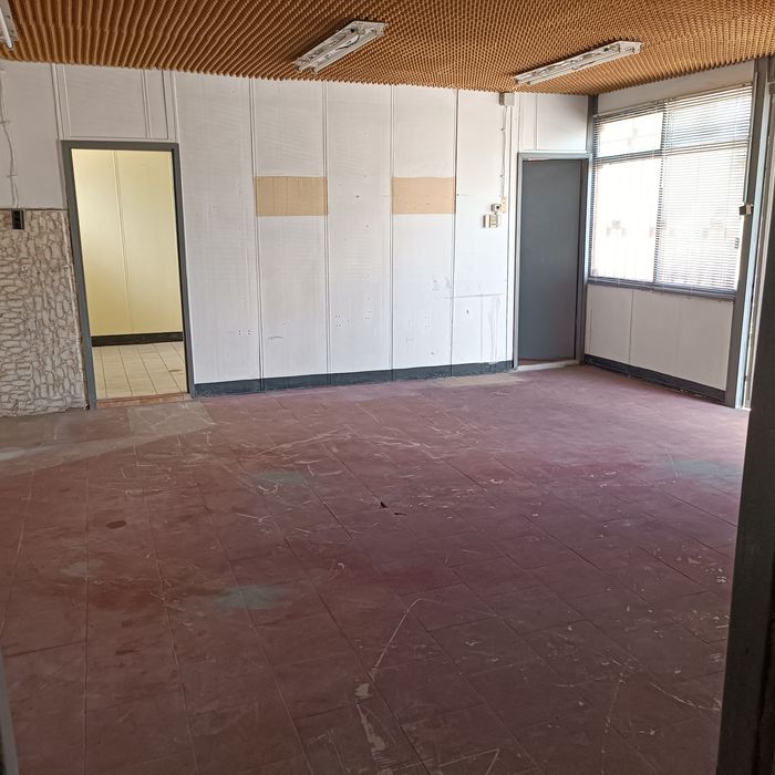 Продава се Промишлена сграда в Добрич, Промишлена зона - Север - 1000 кв.м за 118 €/кв.м - Снимка #9