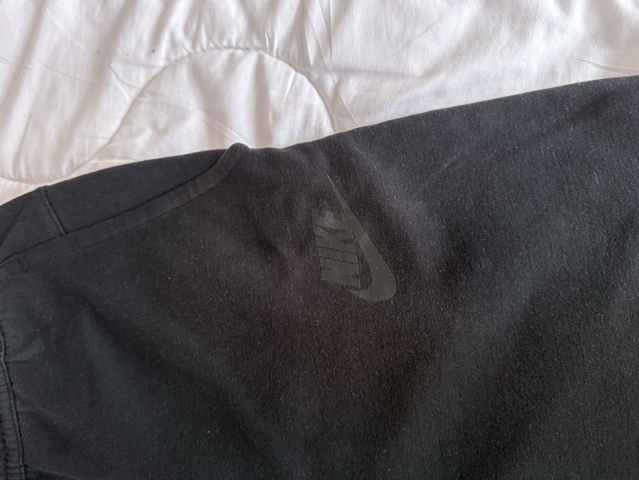 Panatloni scurti barbati nike tech