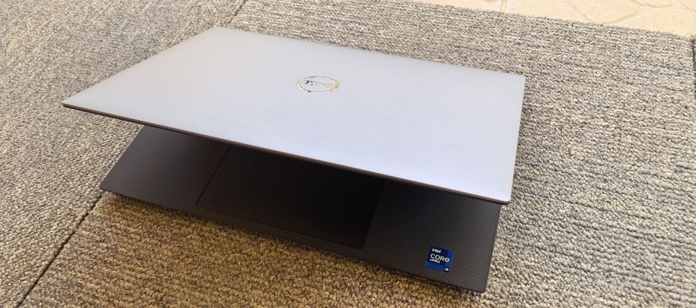 Laptop Dell 5560---i9 11950H vPRO----32GB DDR4----NVidia RTX A2000 4GB----512GB SSD----Ecran 15.6"2K IPS---Laptop NOU---Editare Video/Foto si Gaming--