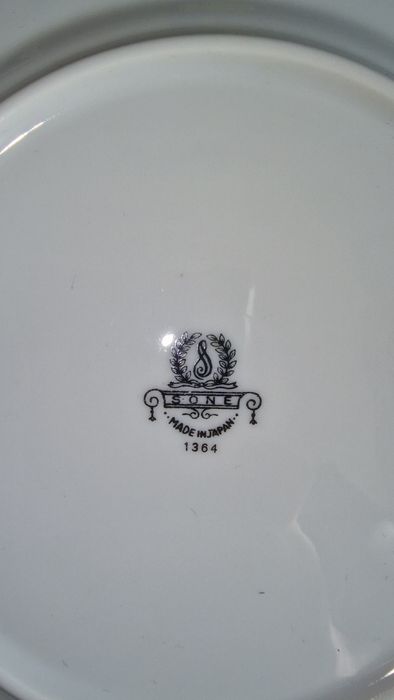 Набор столовой посуды