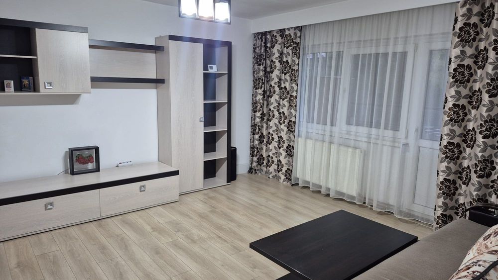 Apartament de inchiriat