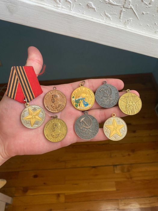 Нагрудные Медали и Значки СССР