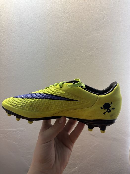 Ghete Nike de fotbal verzi