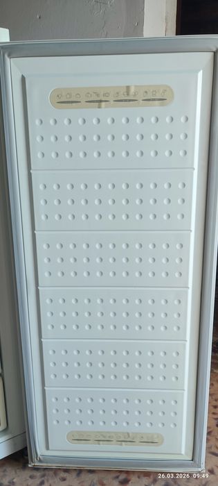 Морозильник LG сатылады.