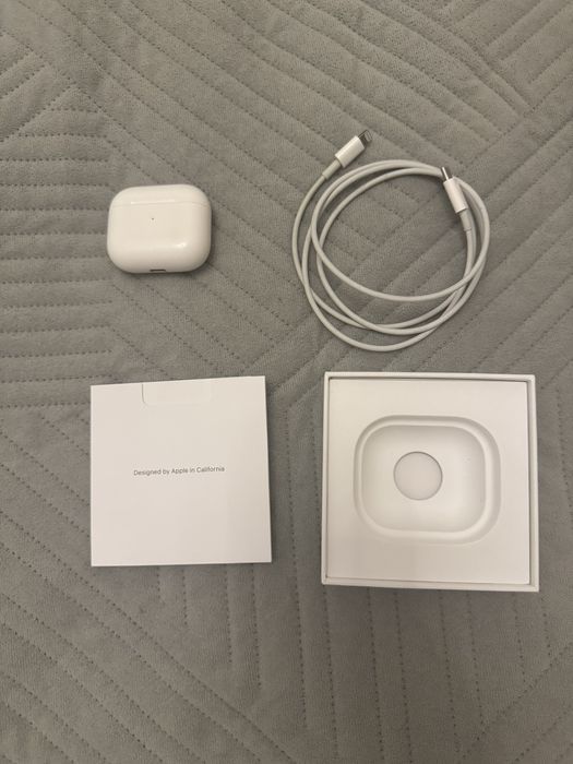 Оригинал Air pods 3 with magsafe