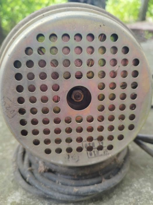 Продавам ел.мотор за прахосмукачка