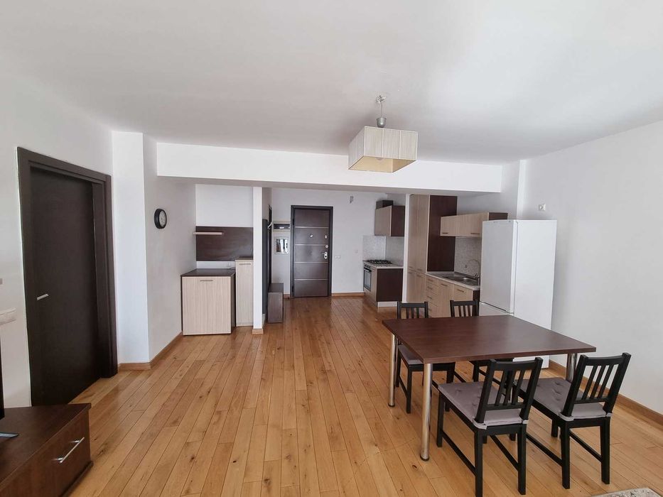 Inchiriez apartament 2 camere in Upground + loc parcare + boxa