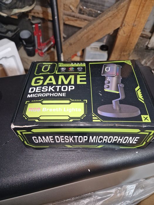 Microfon dextop nefolosit