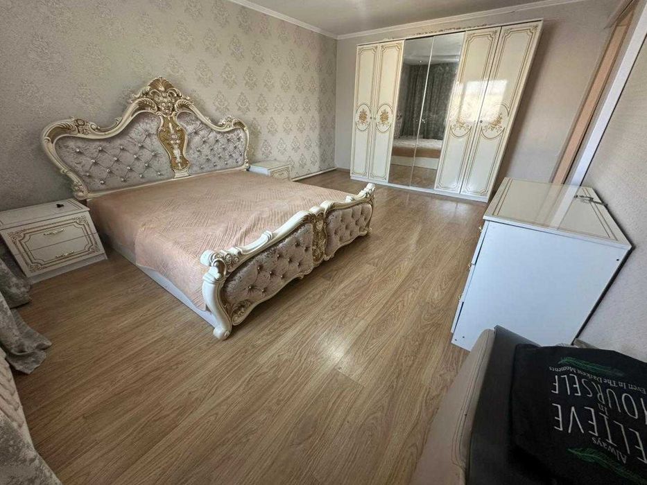 Продам дом (два таунхауса)