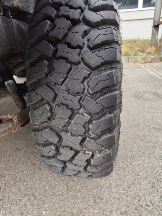 Vând/schimb anvelope 31x10.5r15 Austone  MT dot2024