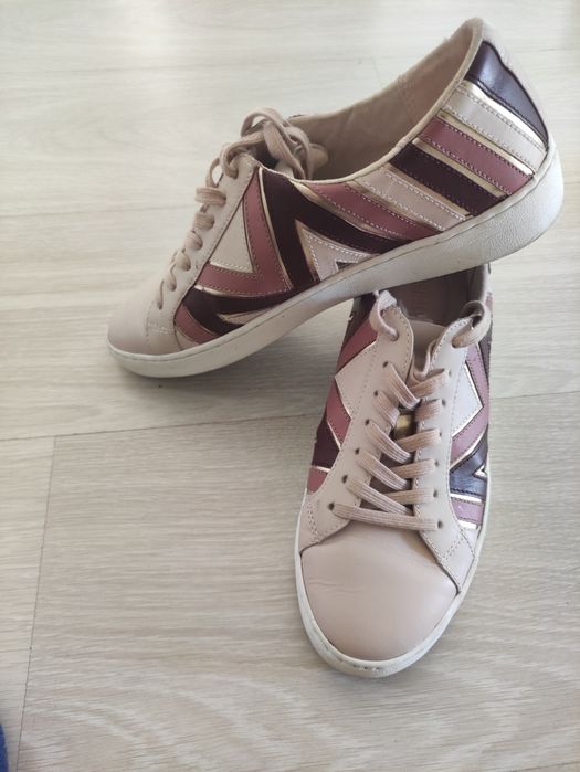 Продам почти новый