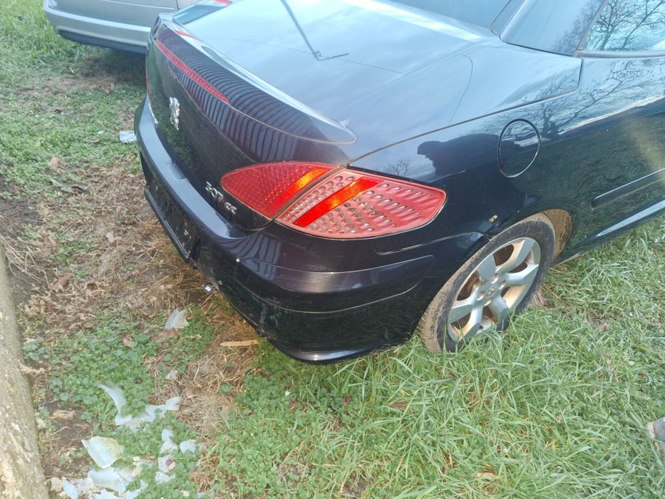 Dezmembrez peugeot 307cc