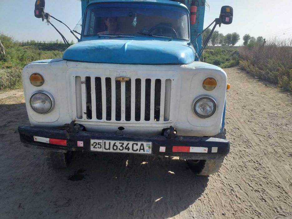 Gaz 52 sotiladi narxi 30 milon kelishamiz