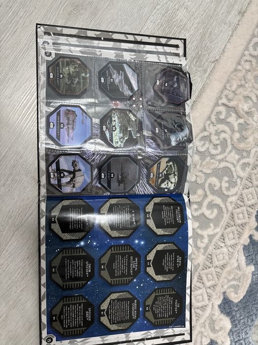 Vand carte Star Wars de colectie