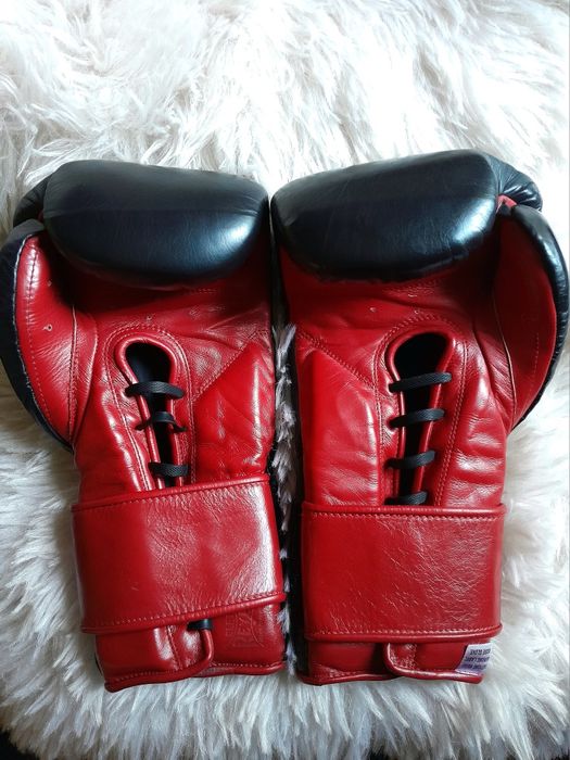 Боксови ръкавици Cleto Reyes