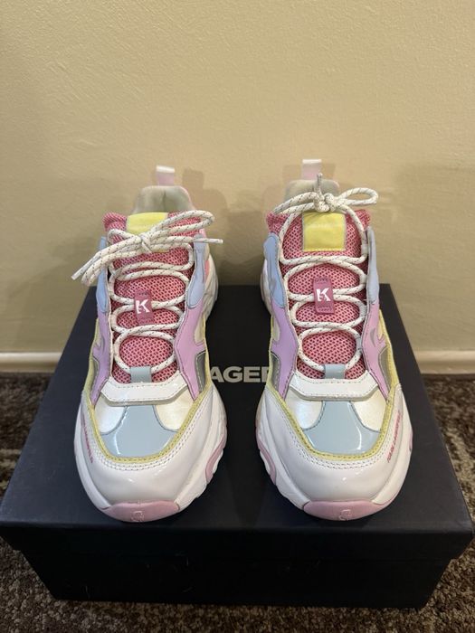 Дамски Сникърси/маратонки Karl Lagerfeld-40номер/Нови