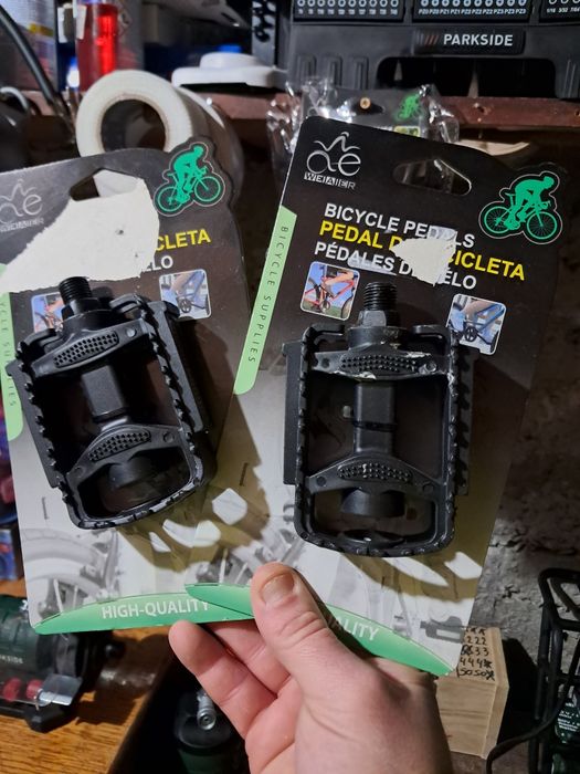 Нови педали за велосипед (комплект) - Weiaier