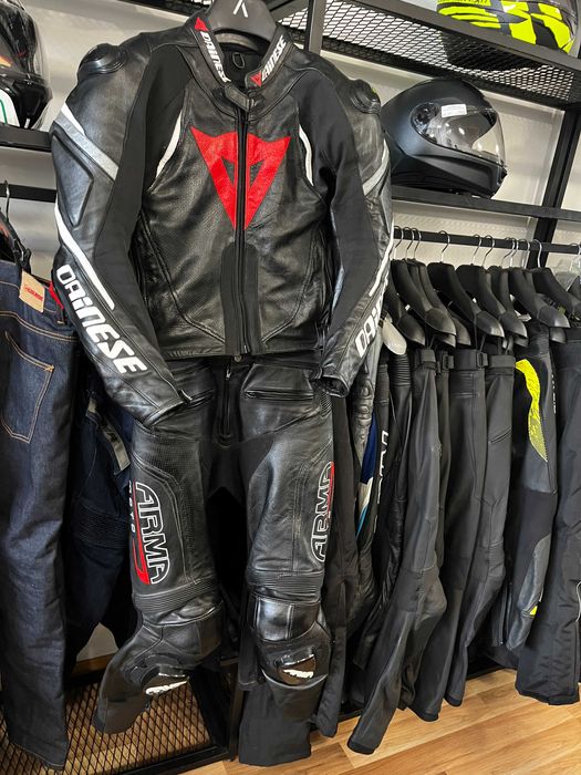 Кожен мото екип DAINESE /ARMR Racing,48 S/M ,2 части ,гърбица,протектори