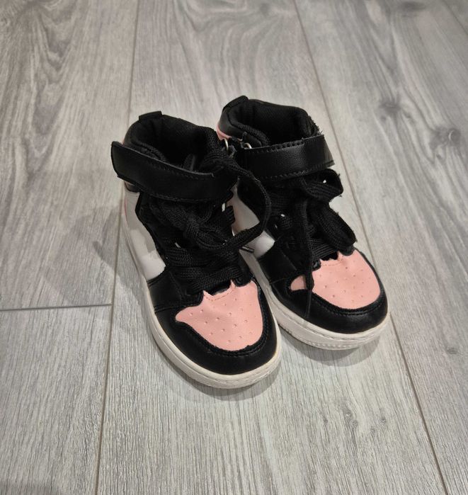 Детски ботуши, маратонки Nike, Skachers + подарък