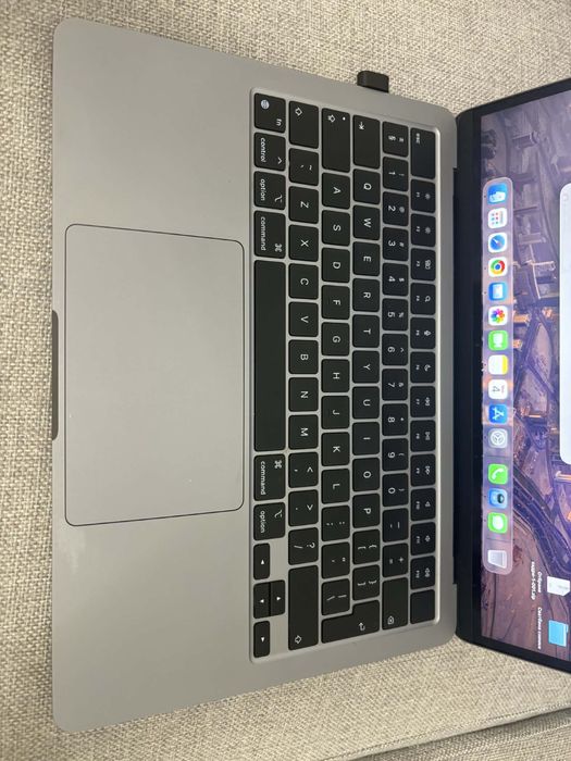 Macbook air m2 256gb