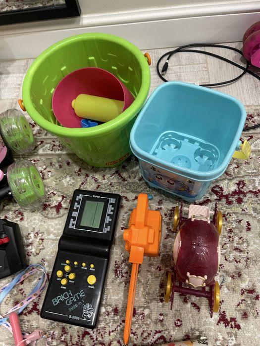 Игрушки за все 6000