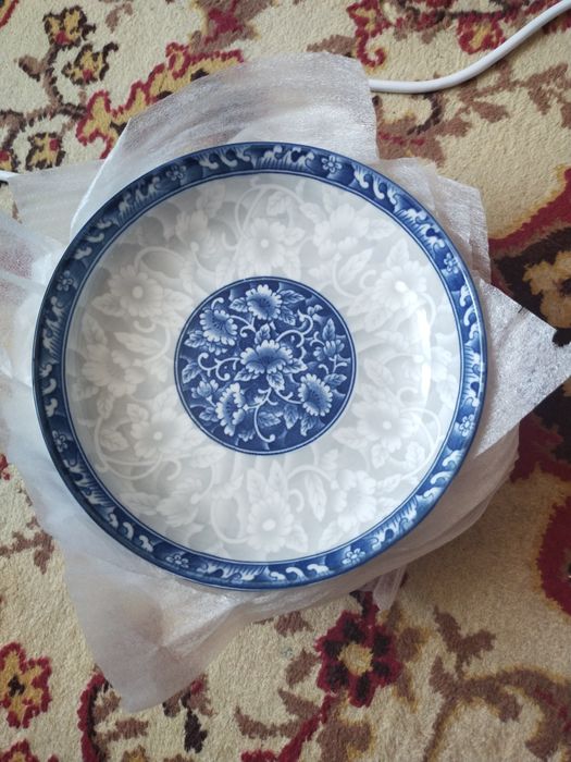 Продам тарелки, новые