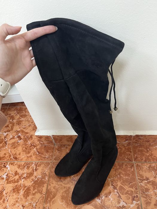 Дамски зимни велурени боти на нисък ток