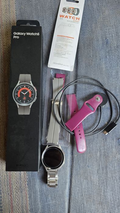 Продам Samsung galaxy watch 5 pro