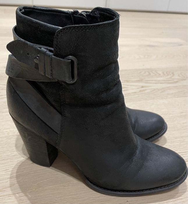 Ghete dama din piele Aldo