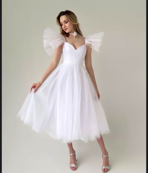 Продам платье свадебное с корсетом