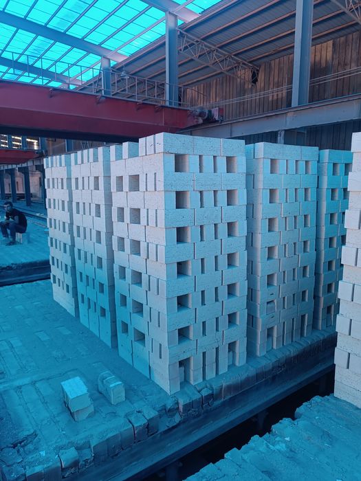 Pishgan gʻisht keramika