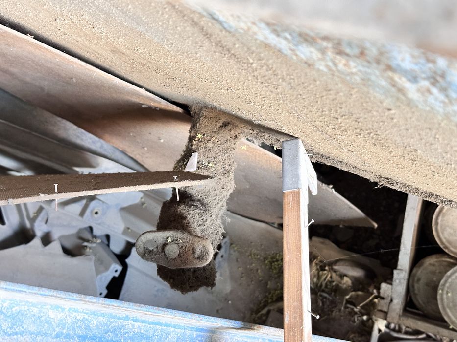 Железный емкость