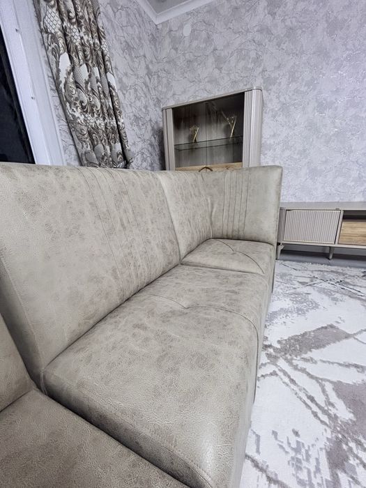 Продаю стильный,удобный диван — 150 000₸.