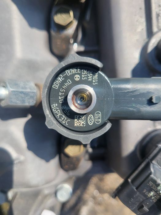Injector injectoare Hyundai  / KIA Ceed 1.6 crdi 0445110256