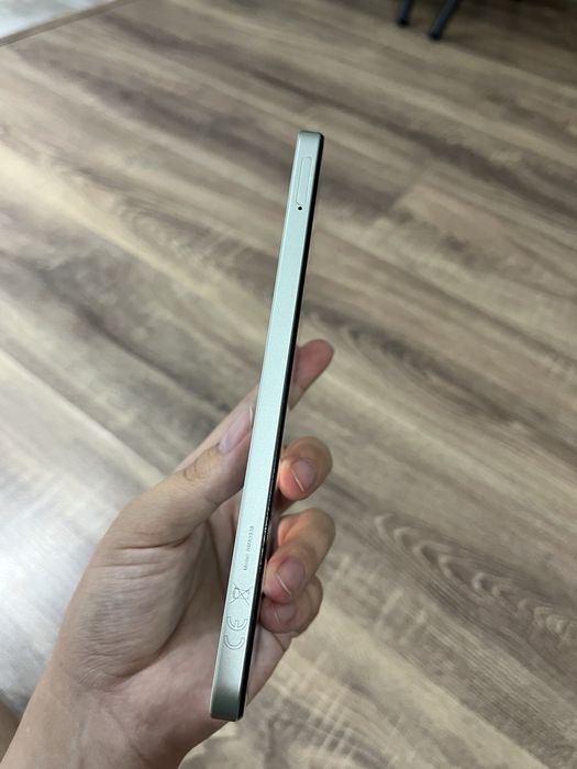 Телефон Real me Note 60x