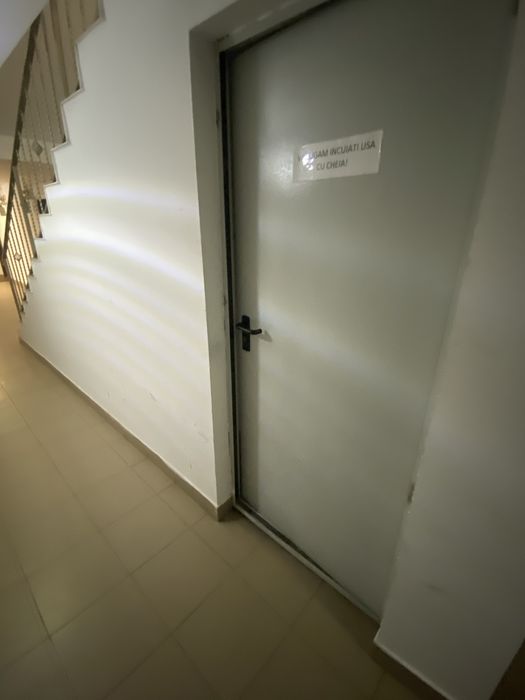 Vand Boxa Spatiu de inchiriat in Palladium Residence Ikeea 9 mp