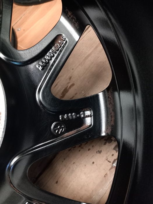 Jante vw polo r15 5x100 et 40