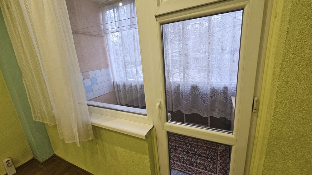 Тристаен Тракия 97 кв.  От собственик ! + мазе  и свободно паркиране