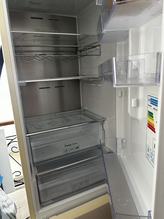 Продам холодильник хорошем состояние