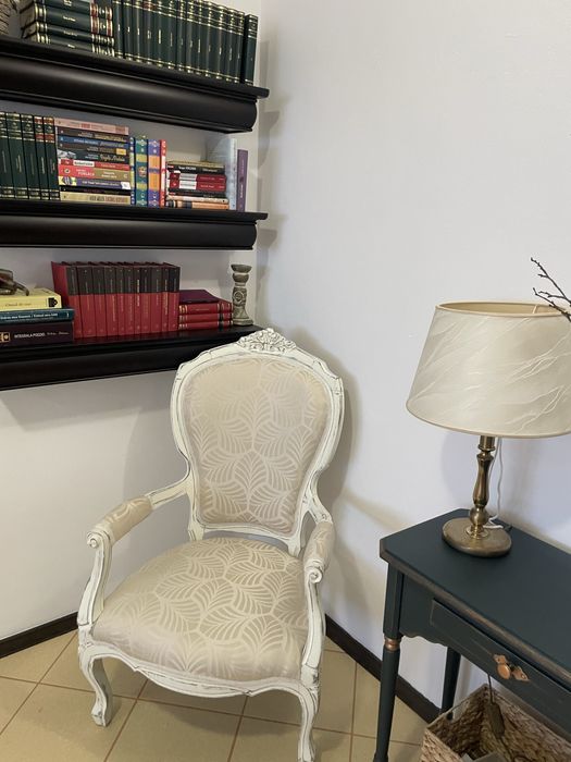 Doua fotolii reconditionate si retapitate