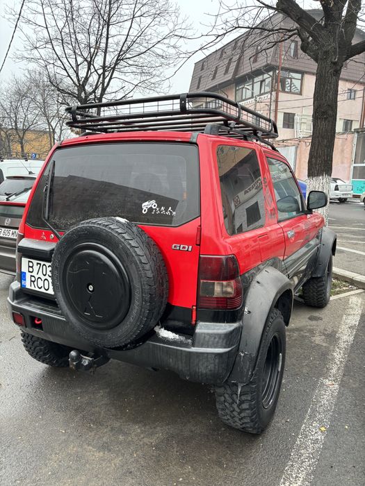 Vand Pajero Pinin 2000