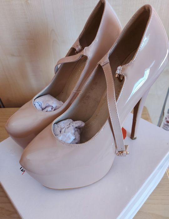 37рр сатылады тез арада