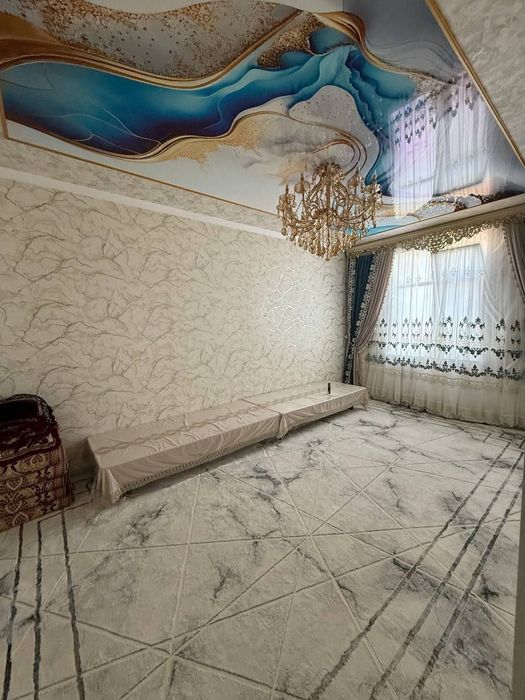 Karmana tumani malik katejlaridan 6 sotixli uy sotiladi