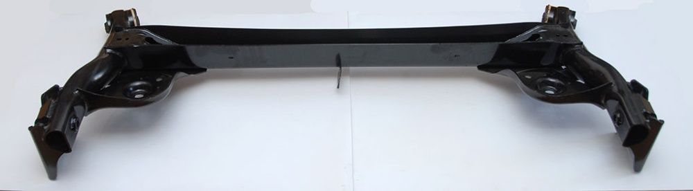 Балка задняя на Ларгус/ Largus