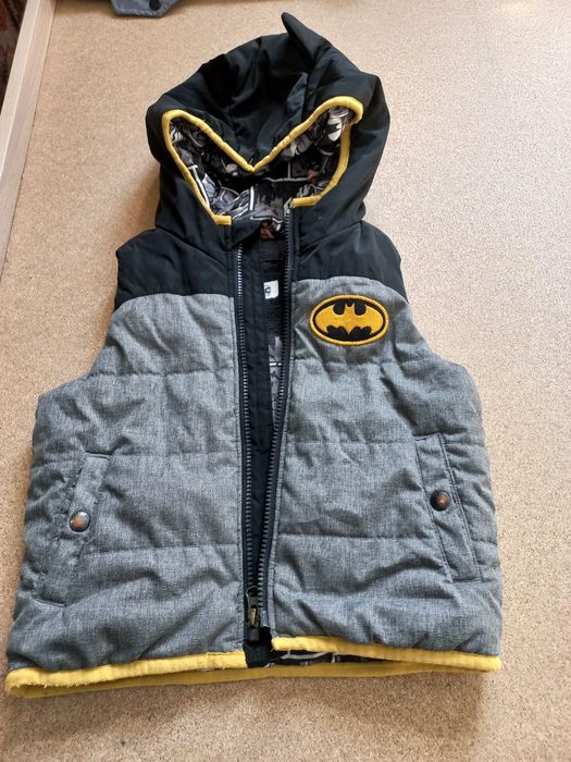 Безрукавка на мальчика