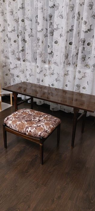 Столик журнальный со стулом в комплекте